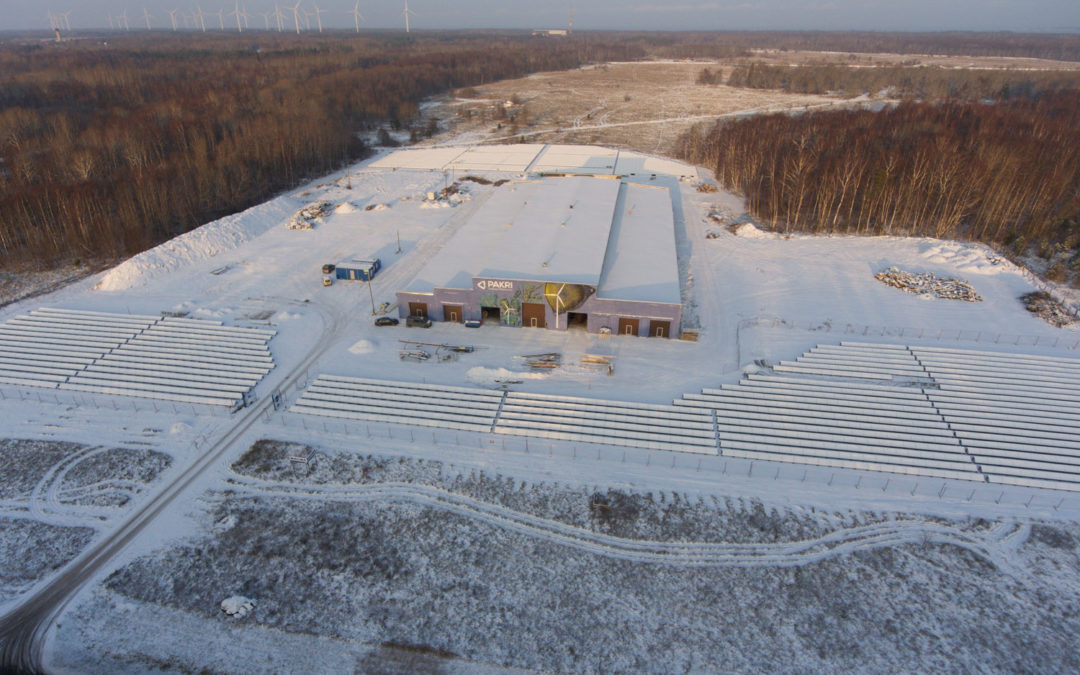 PAKRI tööstuspargil sai valmis kahe jalgpalliväljaku suurune päikesepark